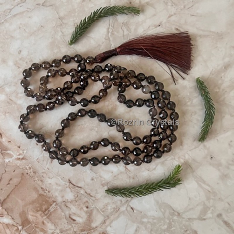 https://www.rozrincrystals.com/images/product/JPM-55-Faceted-Smocky-Quartz-Hand-Knotted-108-Beads--Jap-Mala.jpg