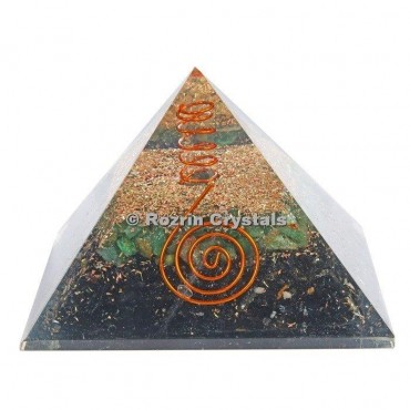 Tourmalin with Green aventurine Orgone Pyramids