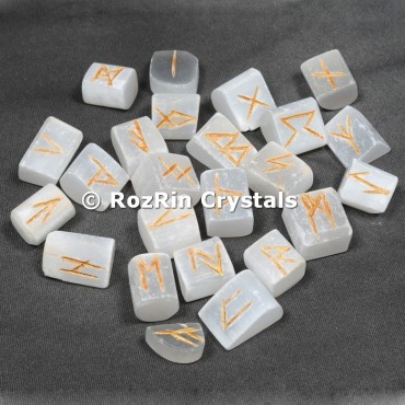 Selanite Rune Set