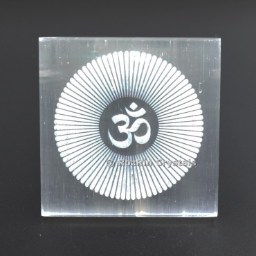 Om Round Shape Craving Charging Plate